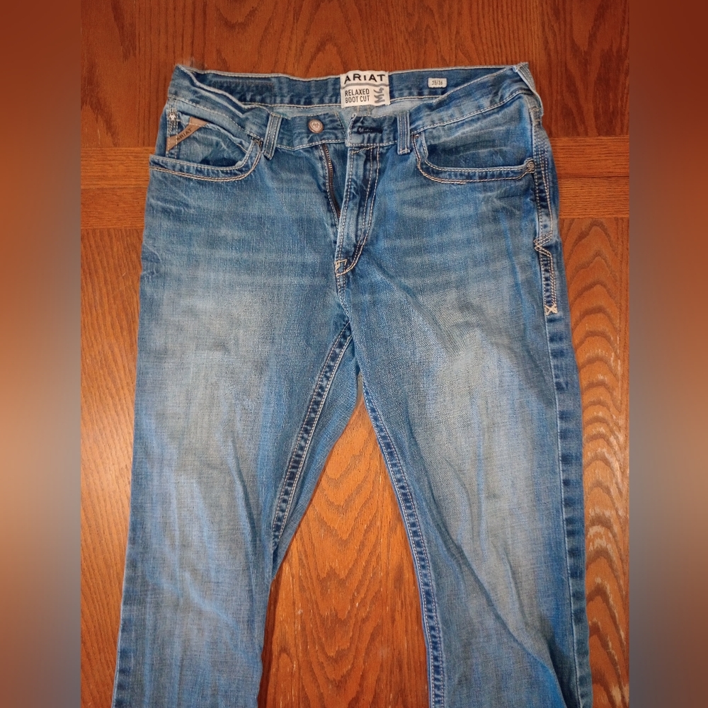 Jeans - Picture 7 of 8